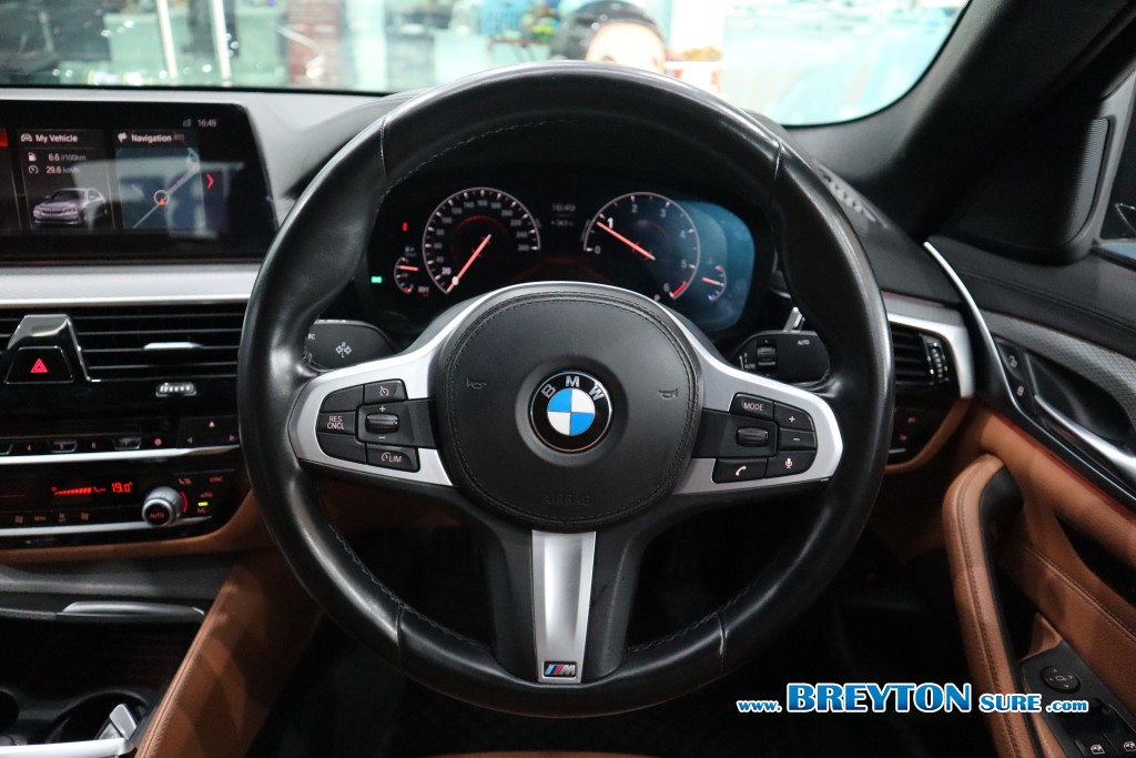 BMW SERIES 5 G30 520d M-Sport AT ปี 2019 ราคา 1,459,000 บาท #BT2024060903 #16