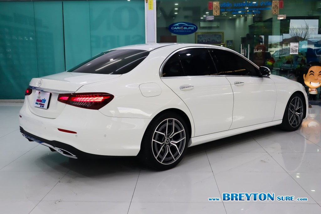 MERCEDES-BENZ E-CLASS W 213 E 220 d AMG Sport AT ปี 2022 ราคา 2,399,000 บาท #BT2024070203 #3