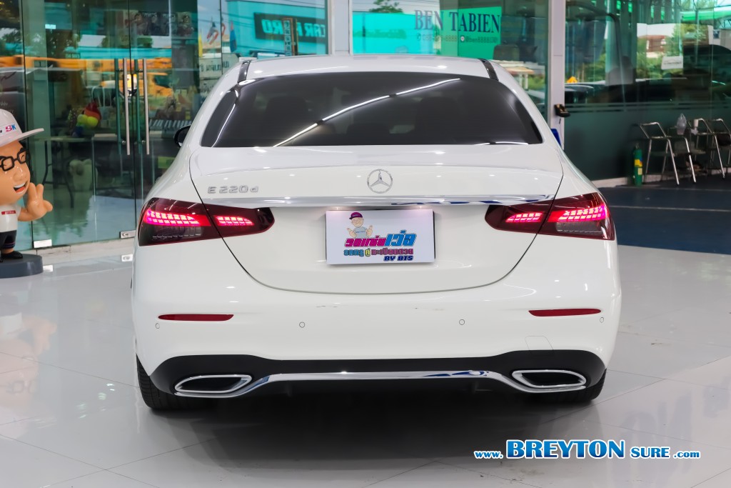 MERCEDES-BENZ E-CLASS W 213 E 220 d AMG Sport AT ปี 2022 ราคา 2,399,000 บาท #BT2024070203 #4