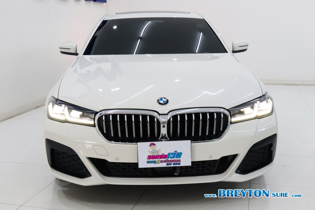 BMW SERIES 5 G30 530e M sport AT ปี 2021 ราคา 1,699,000 บาท #BT2024072602 #2