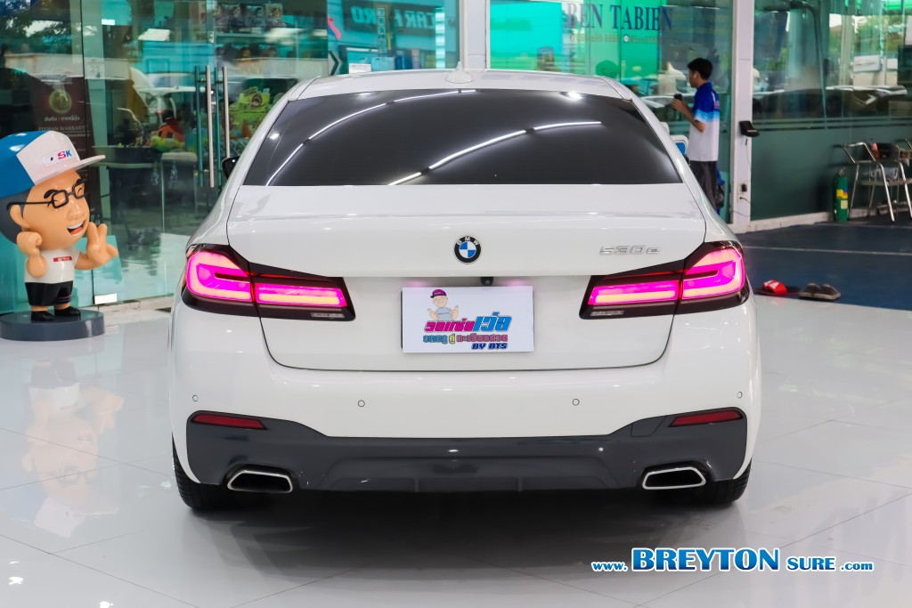 BMW SERIES 5 G30 530e M sport AT ปี 2021 ราคา 1,699,000 บาท #BT2024072602 #4