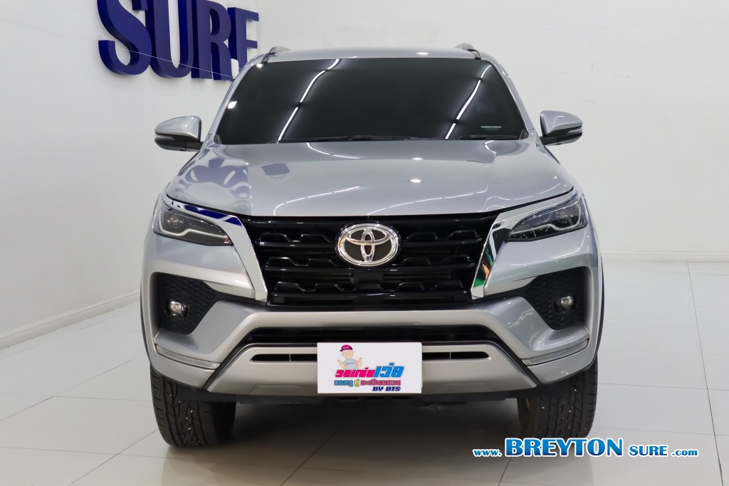 TOYOTA FORTUNER  2.4 [V] AT ปี 2020 ราคา 929,000 บาท #BT2024081401 #2